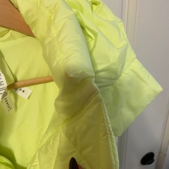 LULULEMON WONDER PUFF CROPPED VEST BNWT - Picture 5 of 8